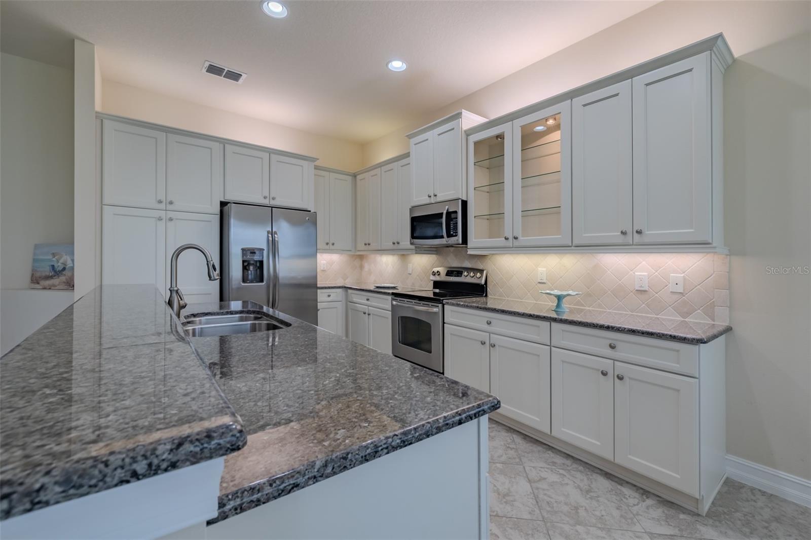 VALENCIA LAKES TR D PH 1 - Residential