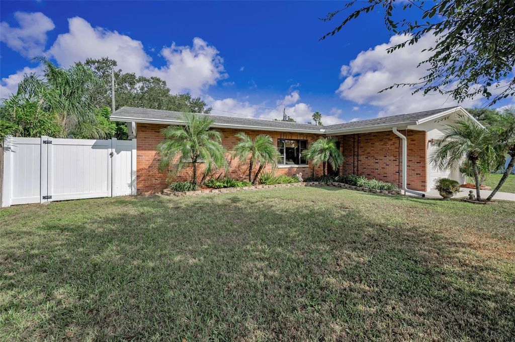 Photo of 929 Britton Street, Largo, FL 33770 (MLS # TB8433724)