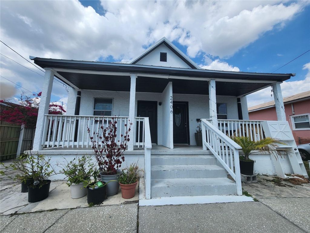 Photo of 2406 E Clark Street #A, Tampa, FL 33605 (MLS # TB8491533)