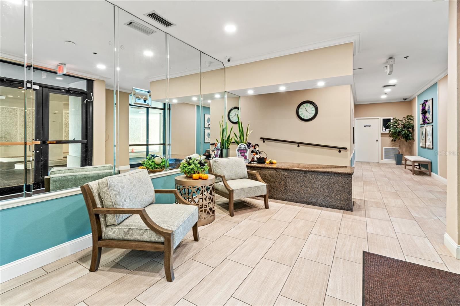 SEAMARK CONDO - Residential