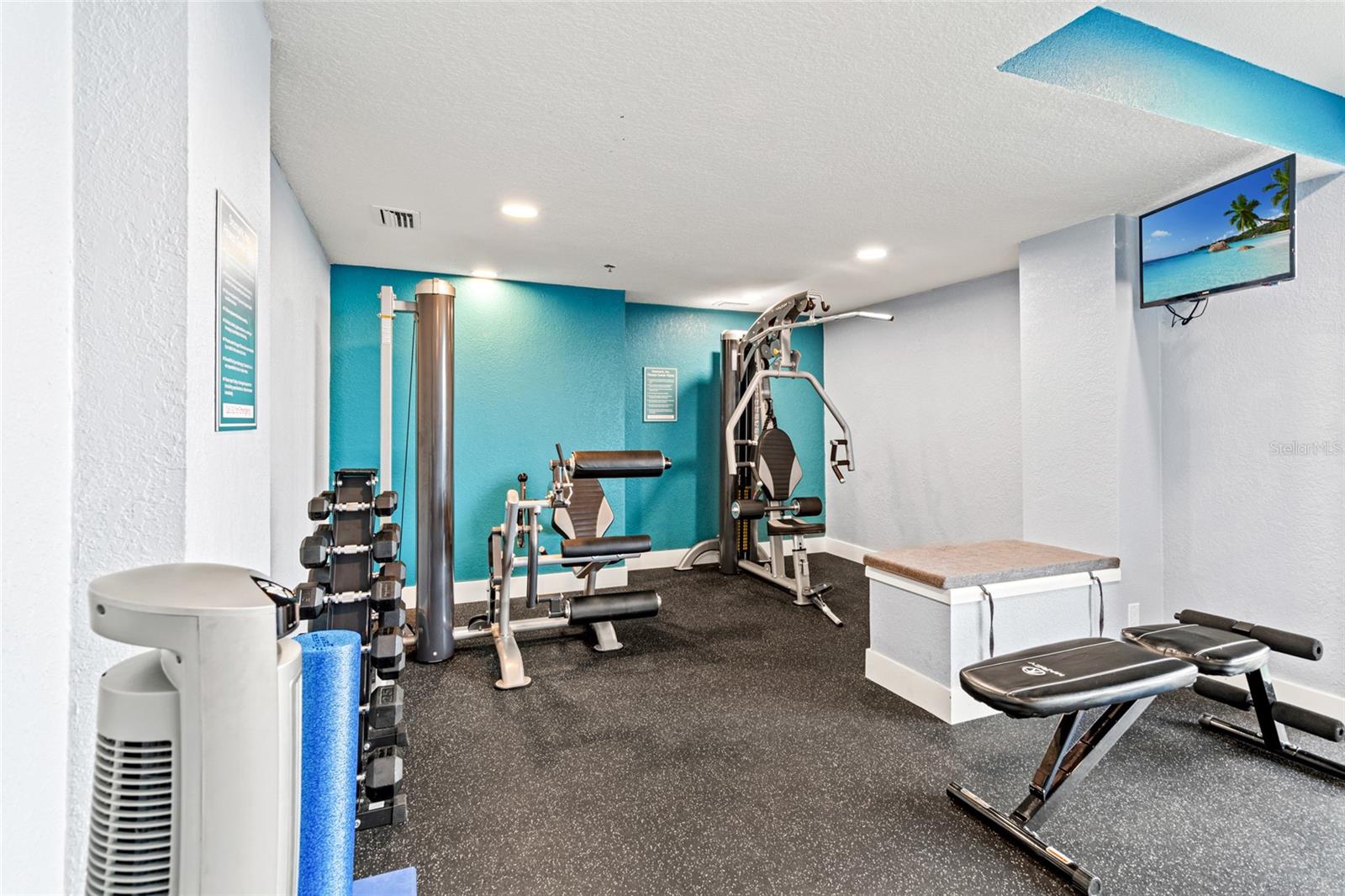 SEAMARK CONDO - Residential