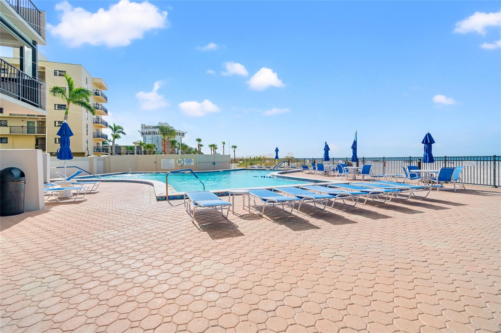 SEAMARK CONDO - Residential