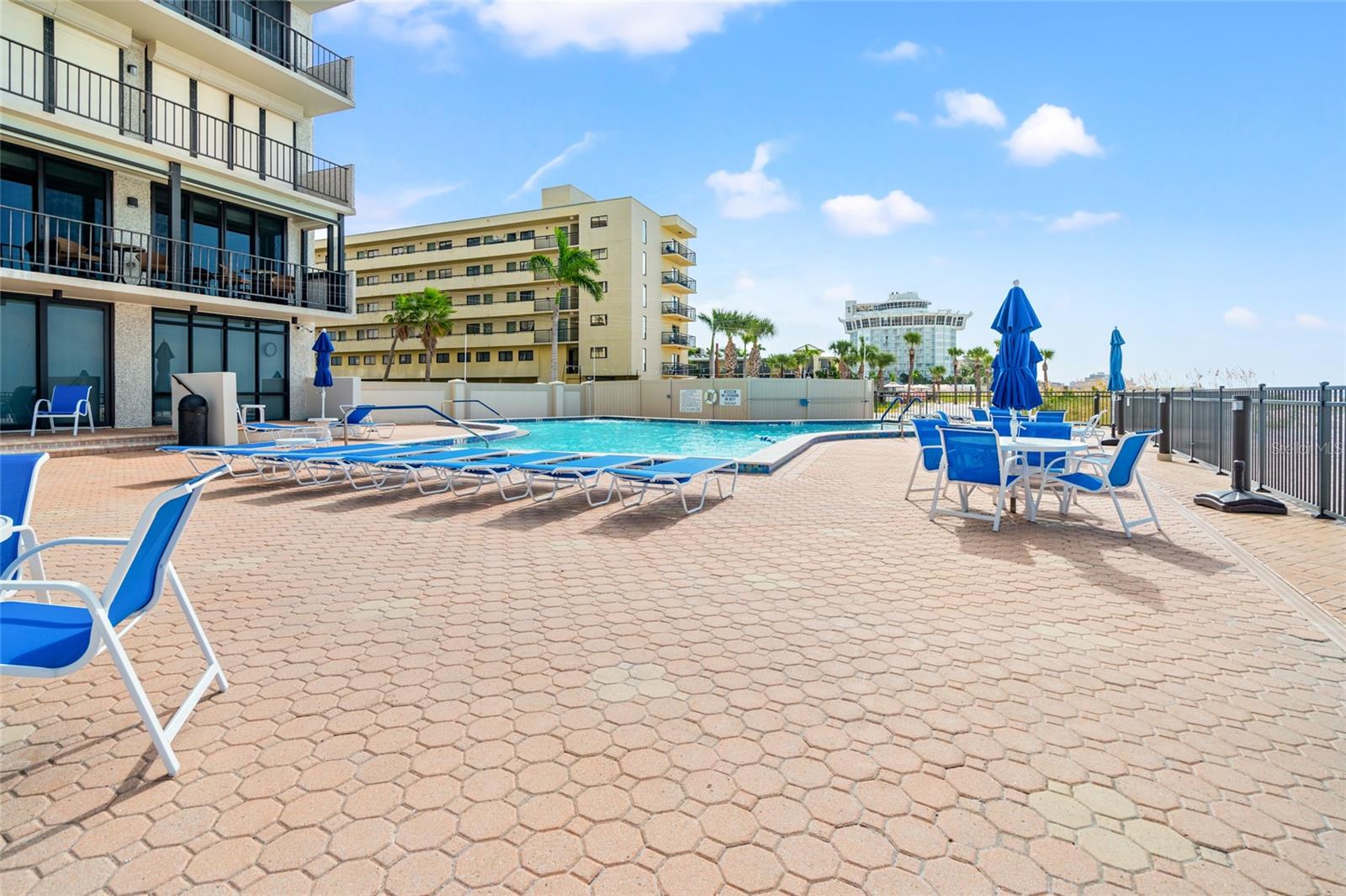 SEAMARK CONDO - Residential