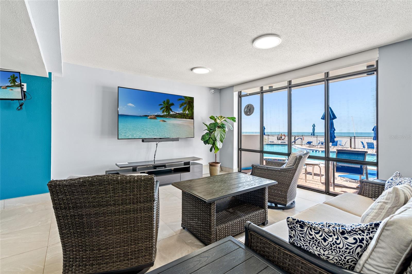 SEAMARK CONDO - Residential