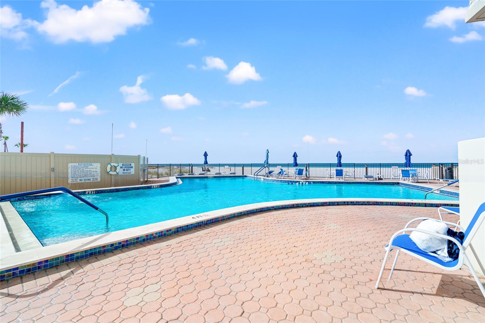 SEAMARK CONDO - Residential