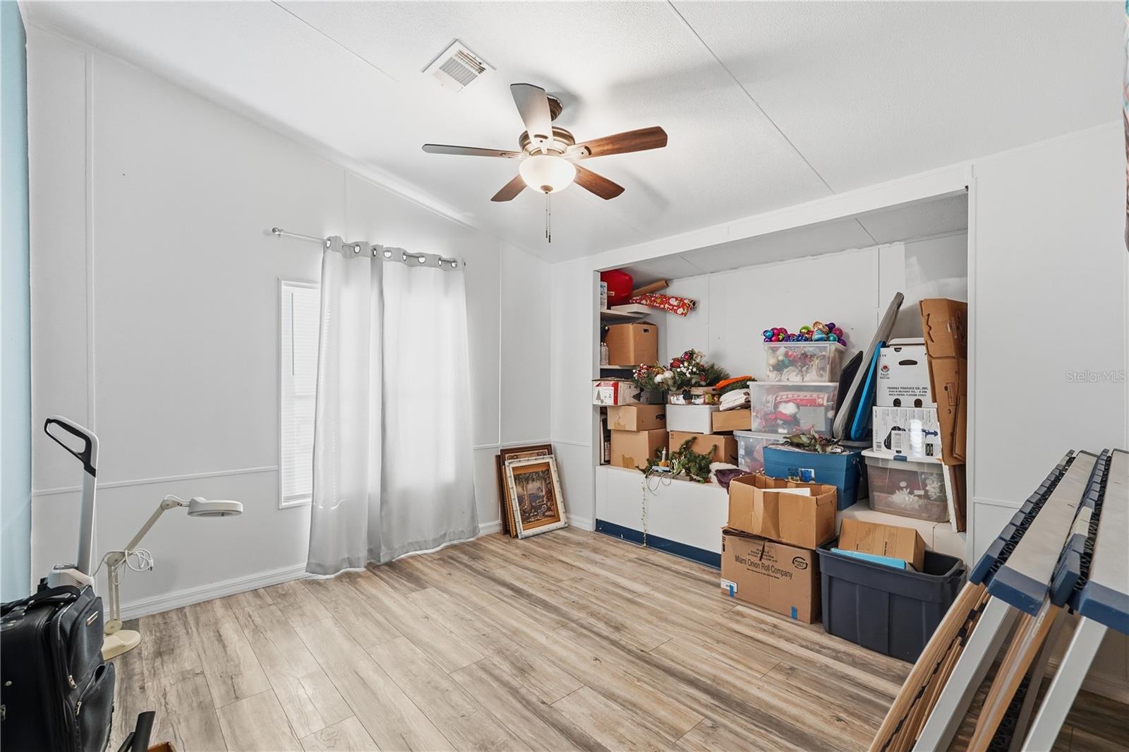 ACREAGE - Residential