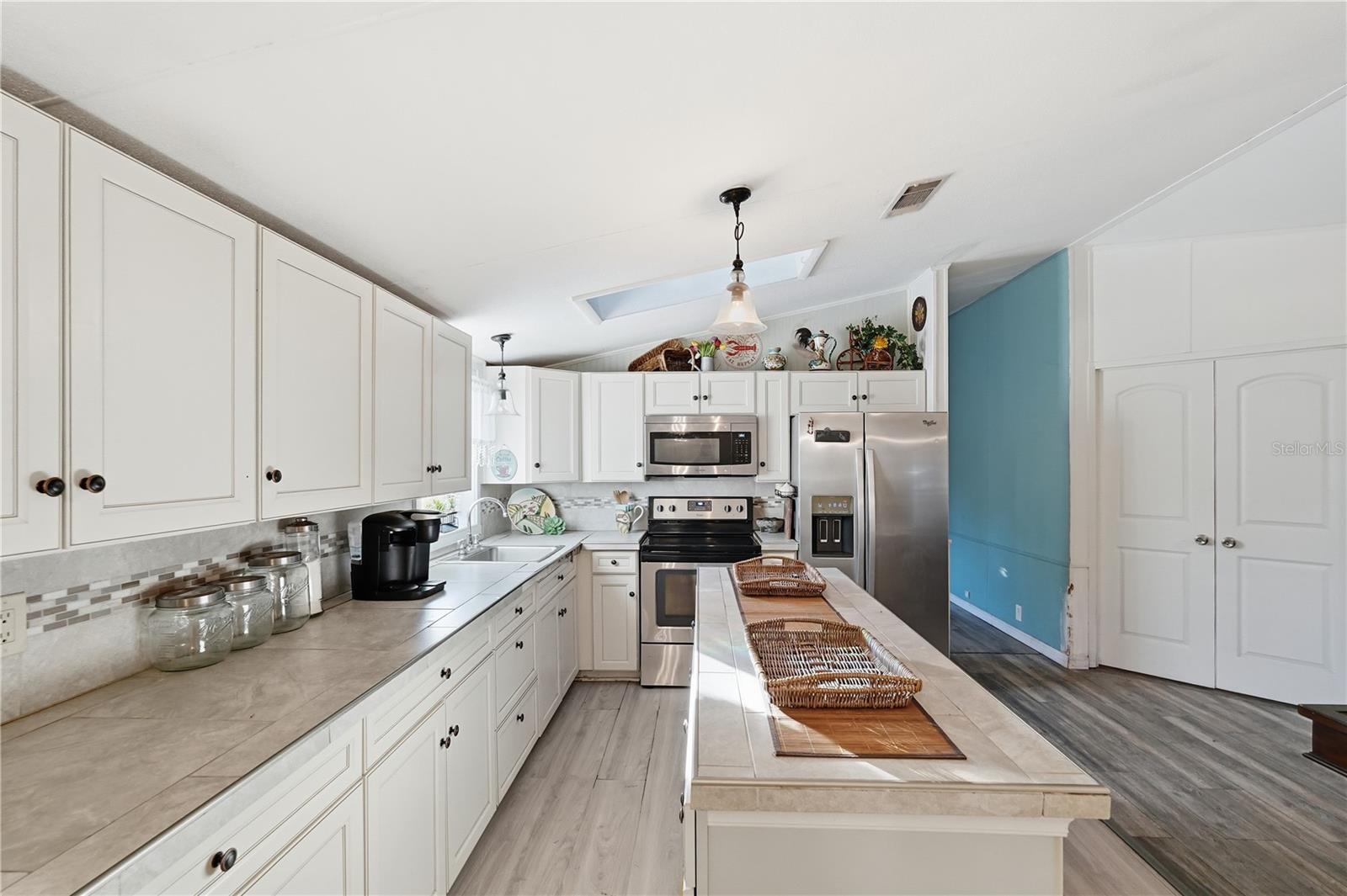 ACREAGE - Residential