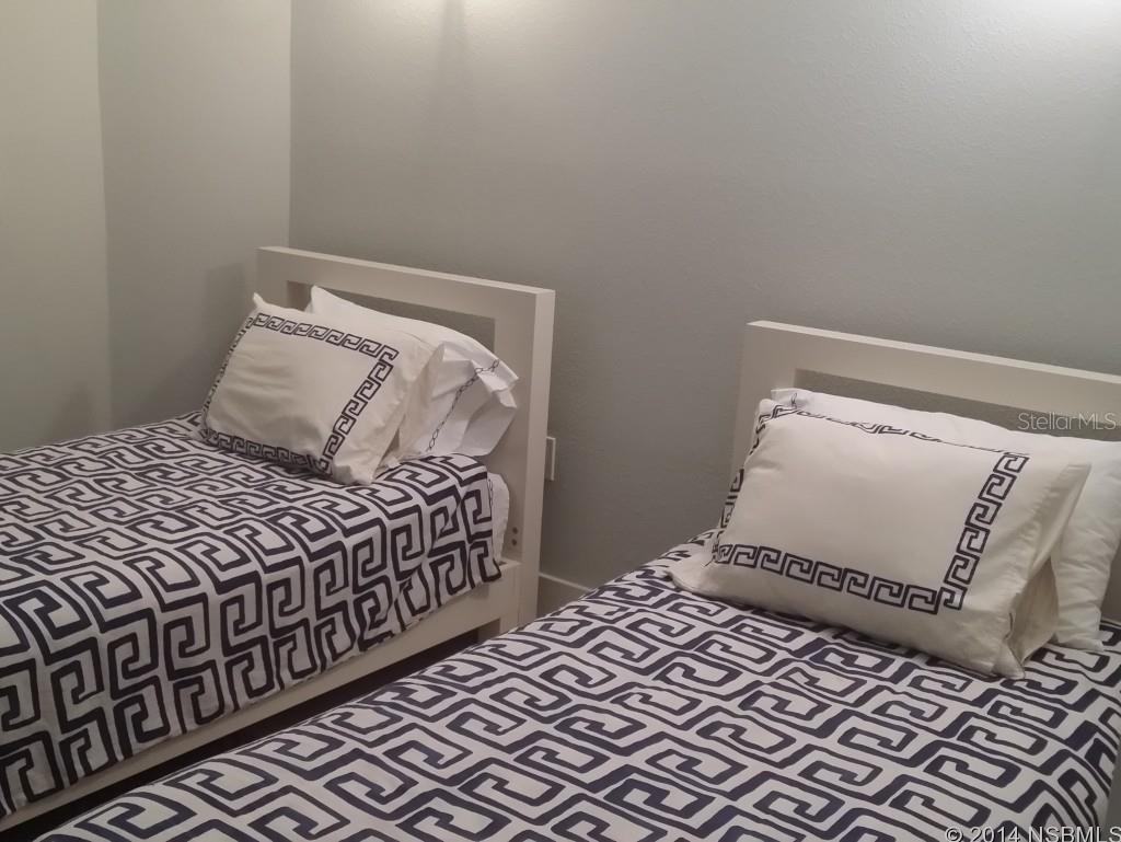 Palm House Condo - Residential