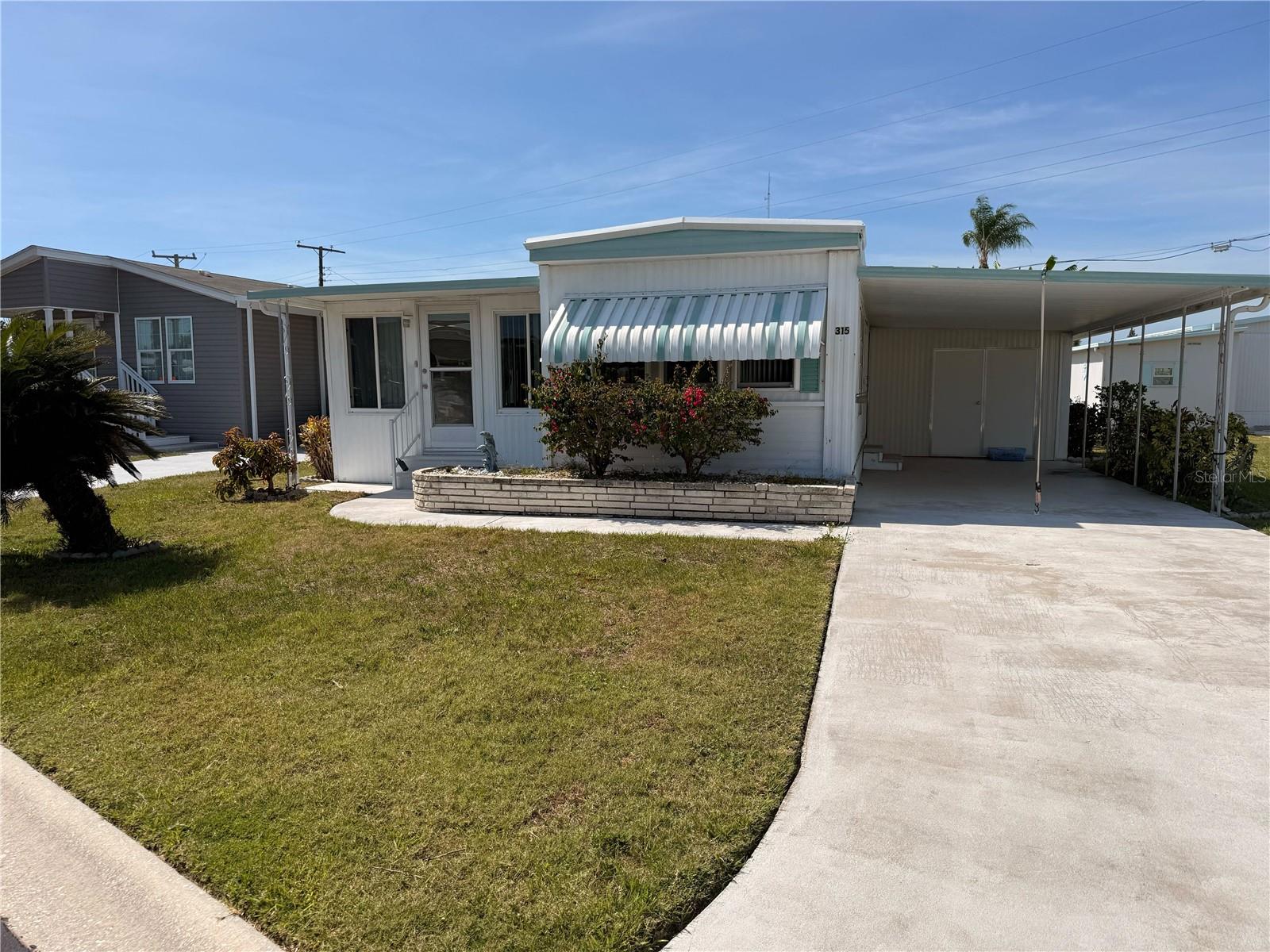 LEISURE LAKE CO-OP - Residential