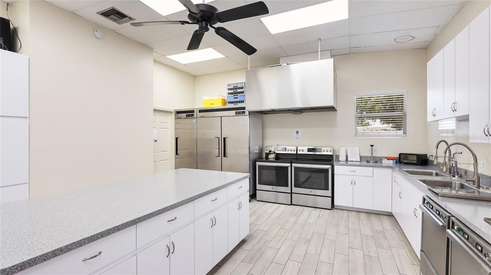 LEISURE LAKE CO-OP - Residential