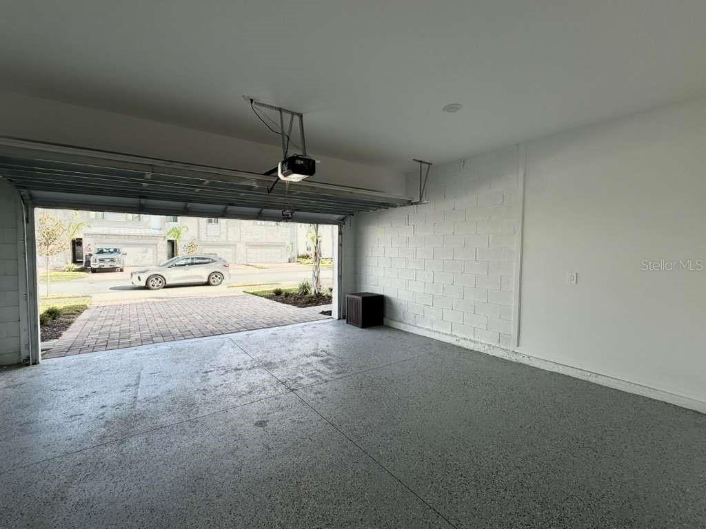 TRACT X - Residential Lease