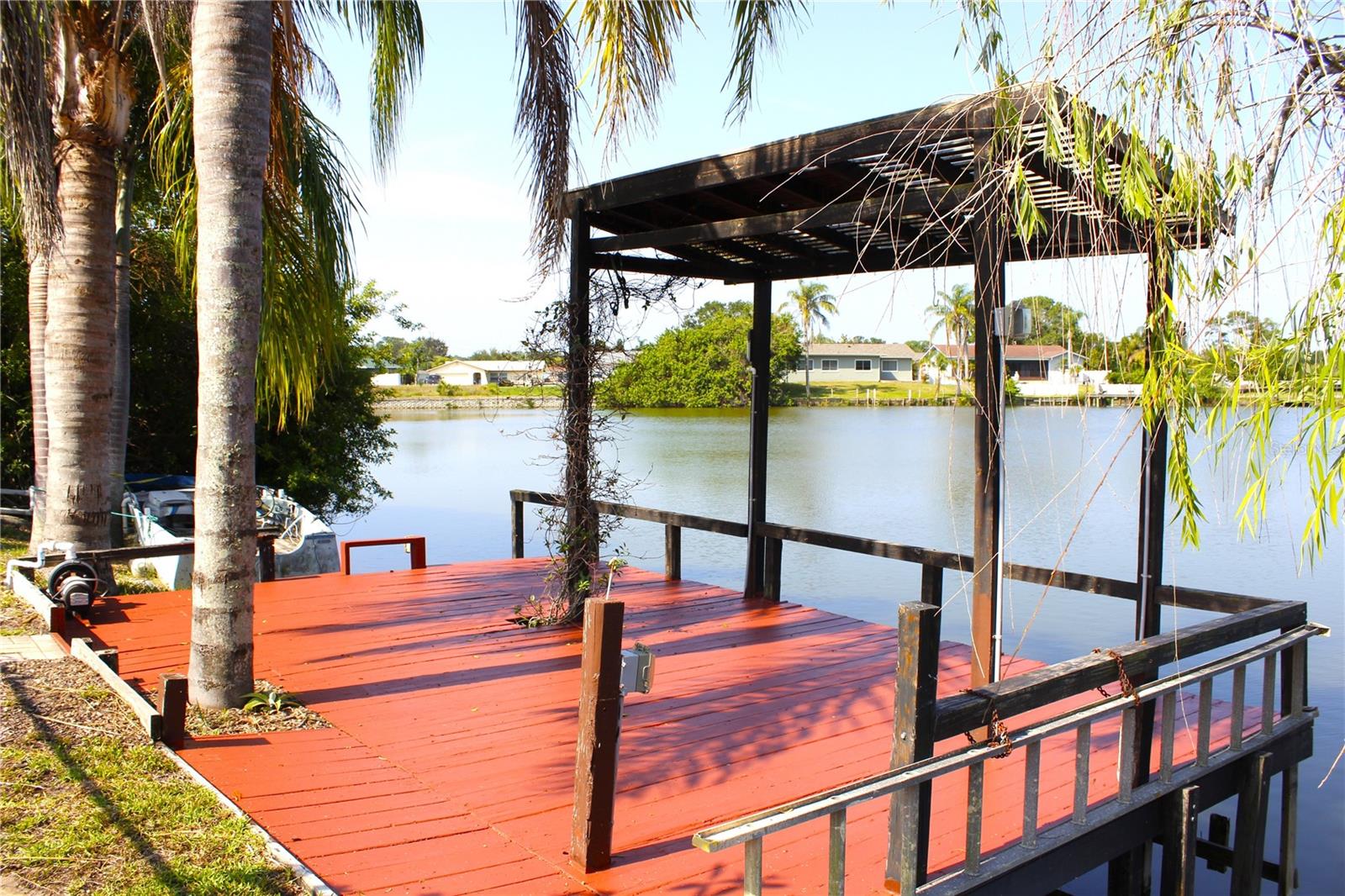 TAHITIAN DEV SUB - Residential