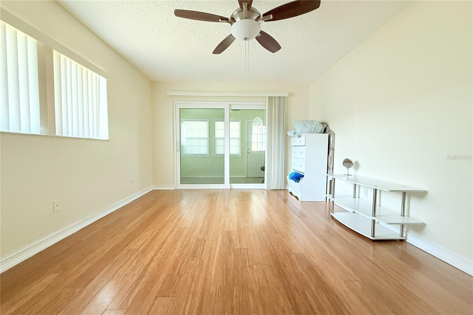 TAHITIAN DEV SUB - Residential