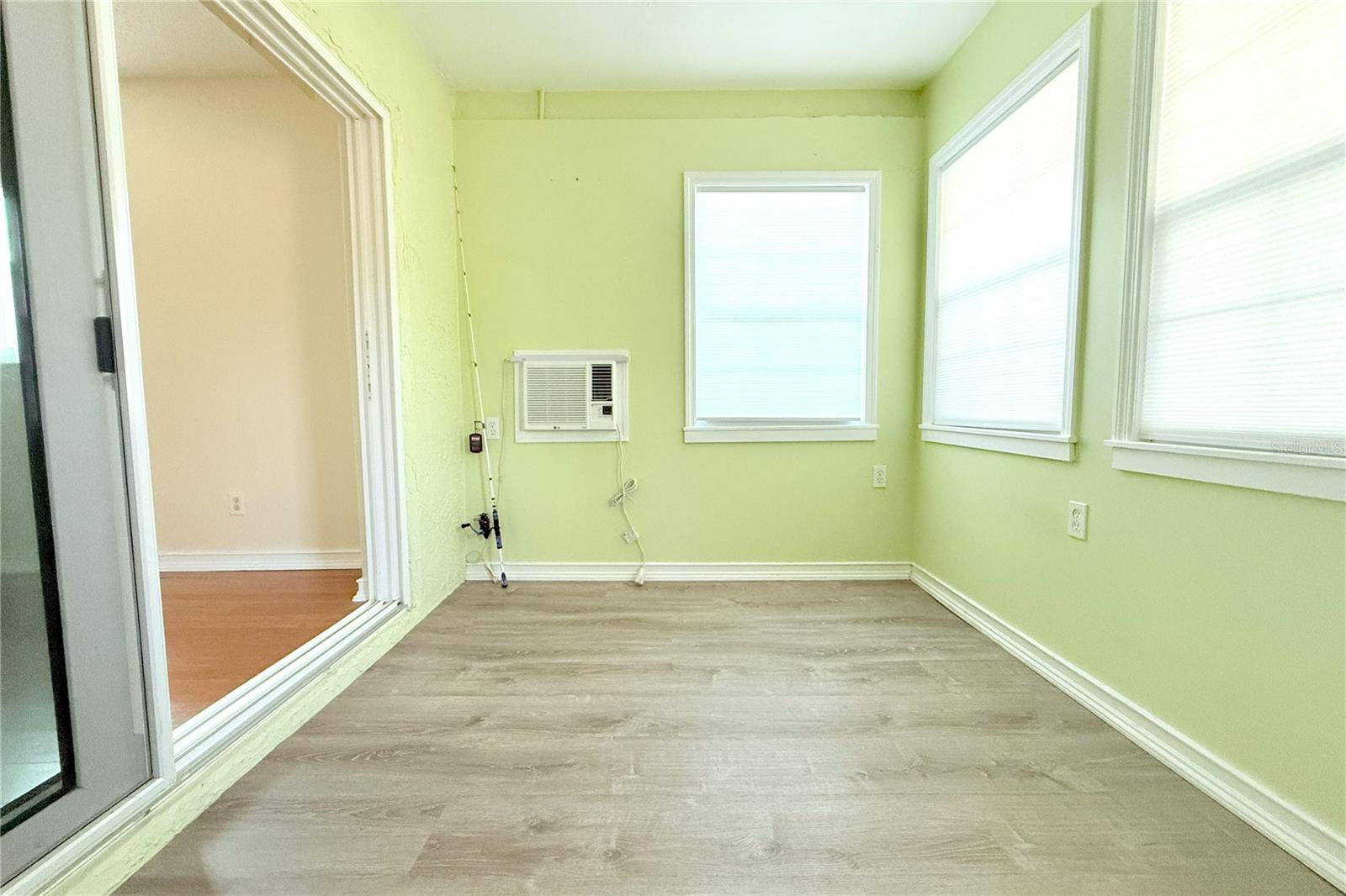 TAHITIAN DEV SUB - Residential