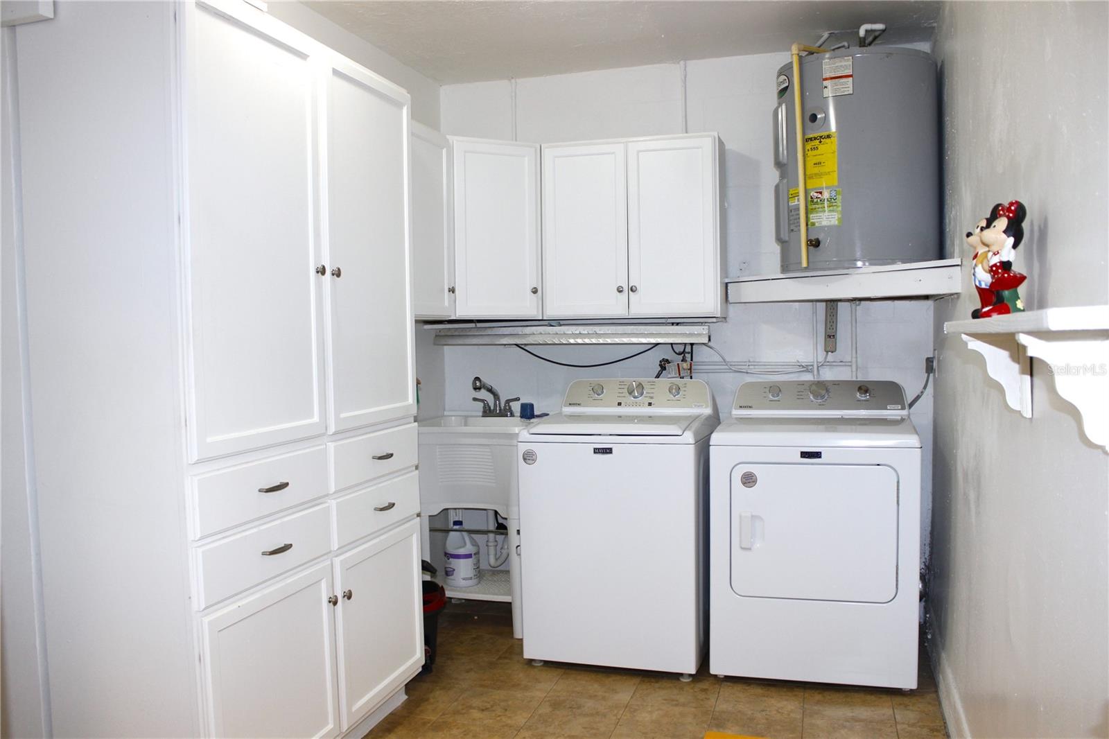 TAHITIAN DEV SUB - Residential