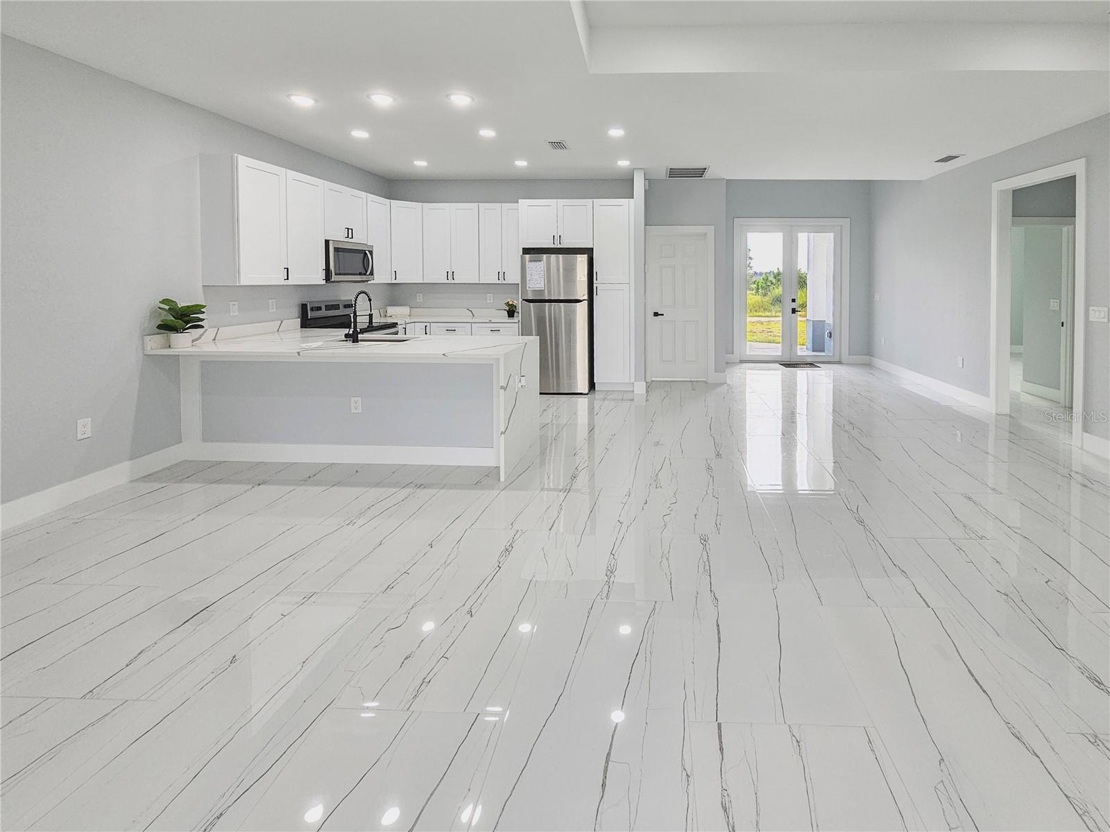 3367 MEADOW ROAD