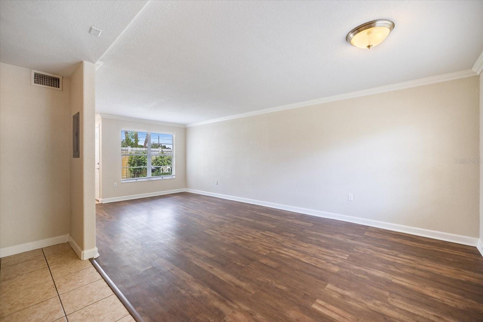 HIGHLAND PINES - Residential Lease