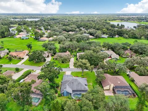 A home in PLANT CITY