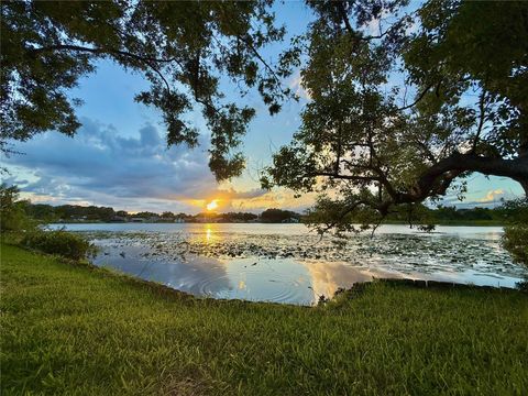 Photo of 8304 Palma Vista Lane, Tampa, FL 33614 (MLS # TB8409030)