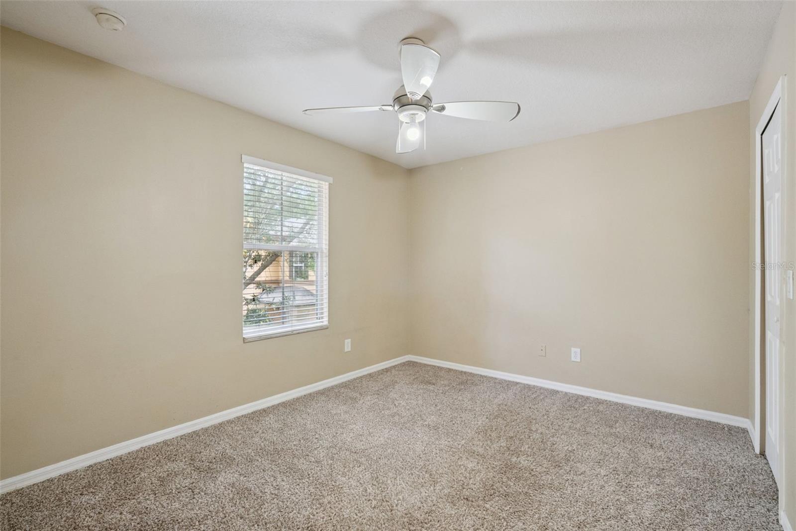 RETREAT AT TWIN LAKES REP - Residential Lease
