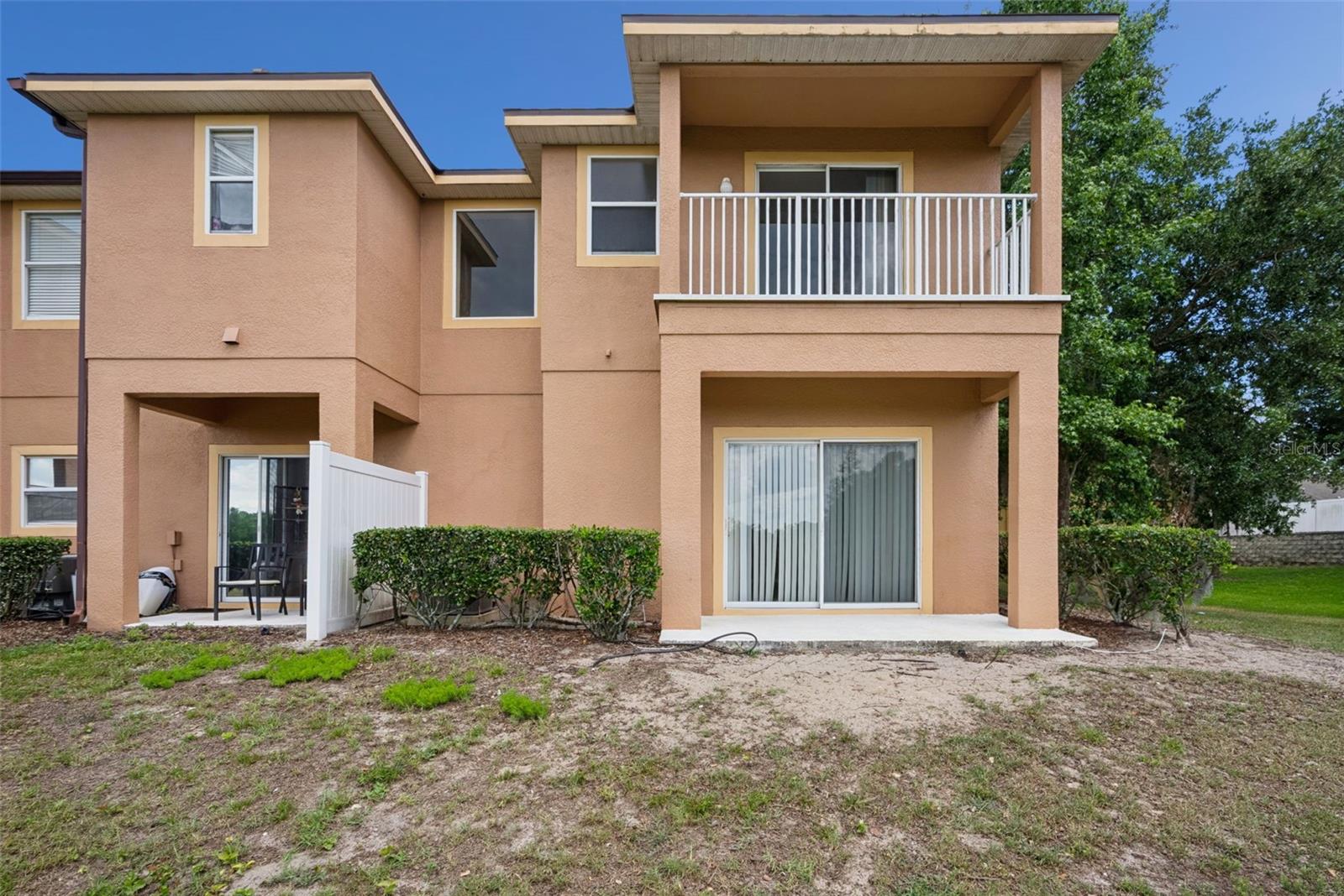 RETREAT AT TWIN LAKES REP - Residential Lease