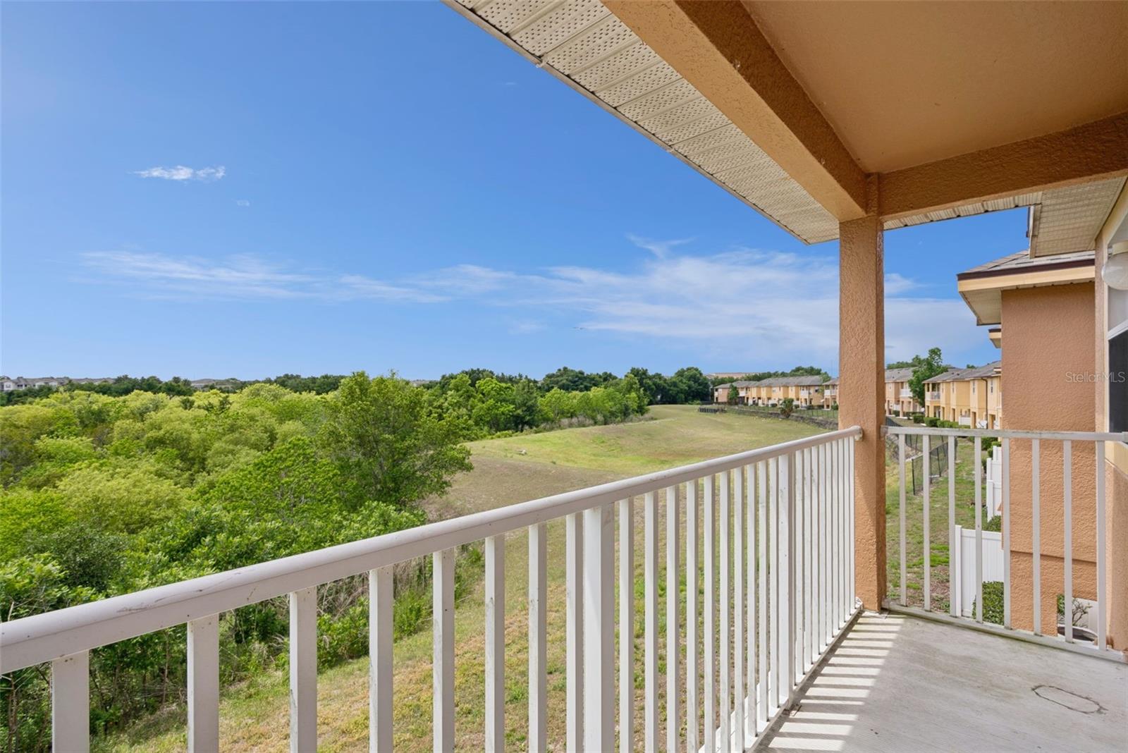RETREAT AT TWIN LAKES REP - Residential Lease