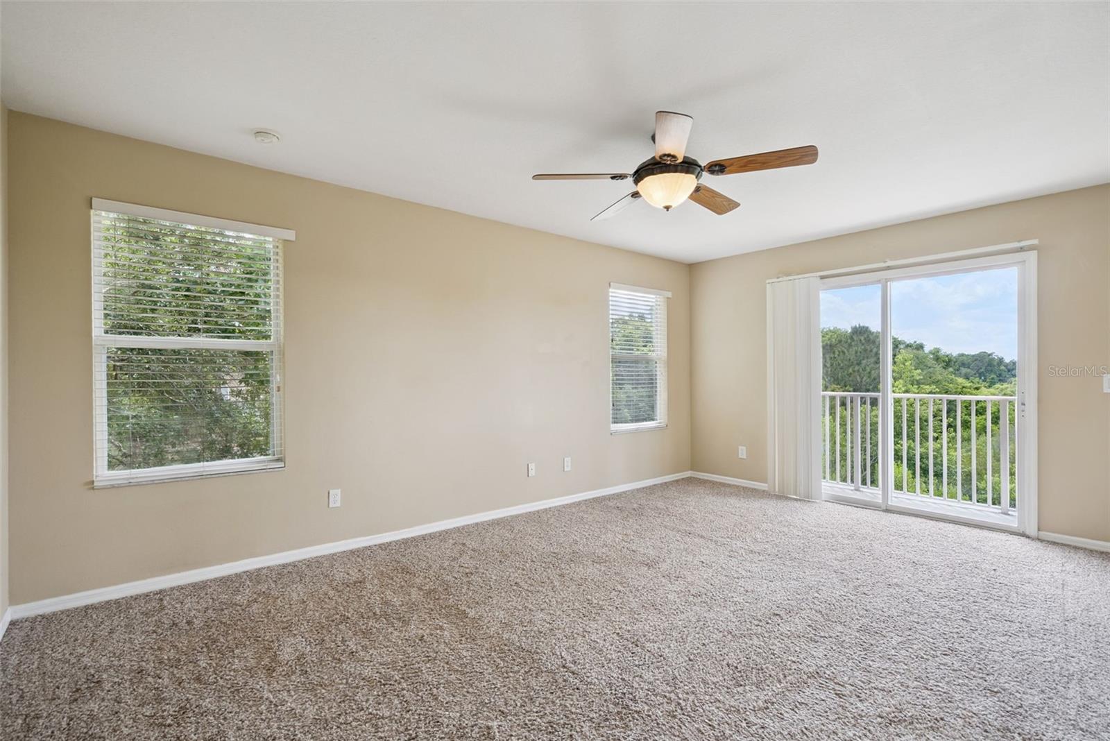 RETREAT AT TWIN LAKES REP - Residential Lease