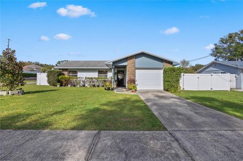 A home in APOPKA