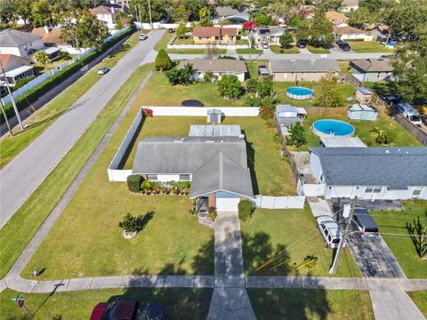 A home in APOPKA