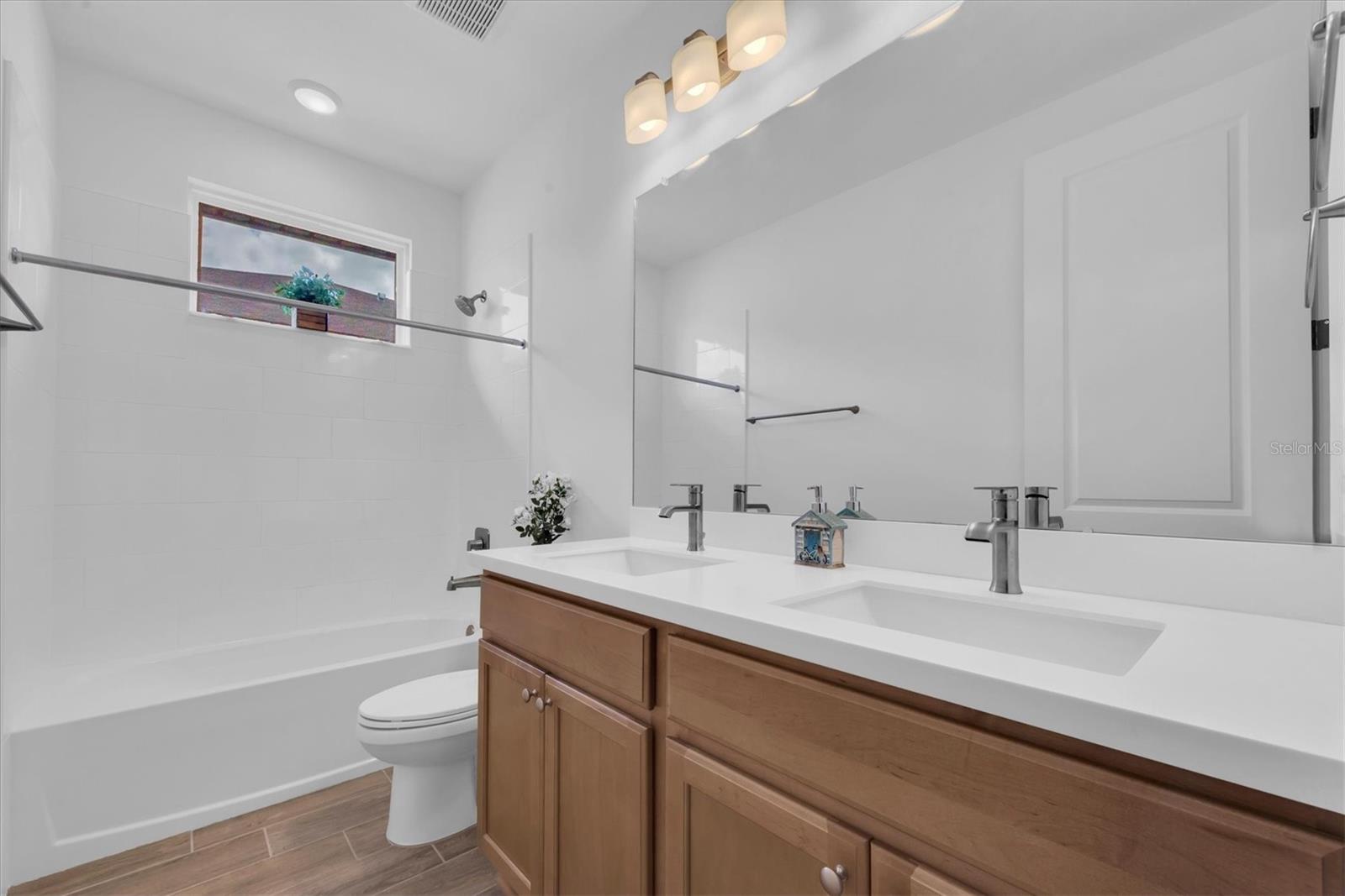 HILLTOP POINT REP - Residential