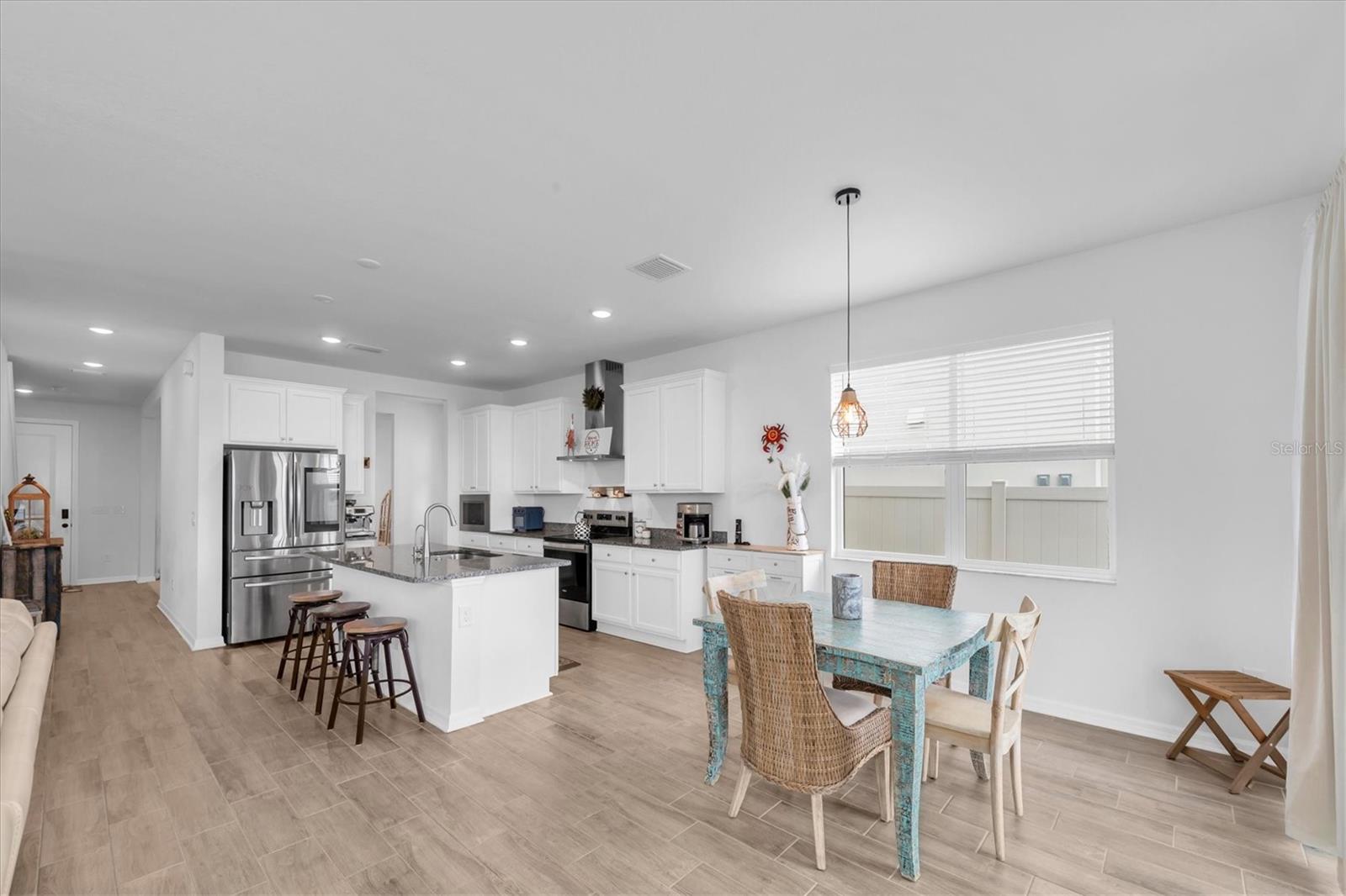 HILLTOP POINT REP - Residential