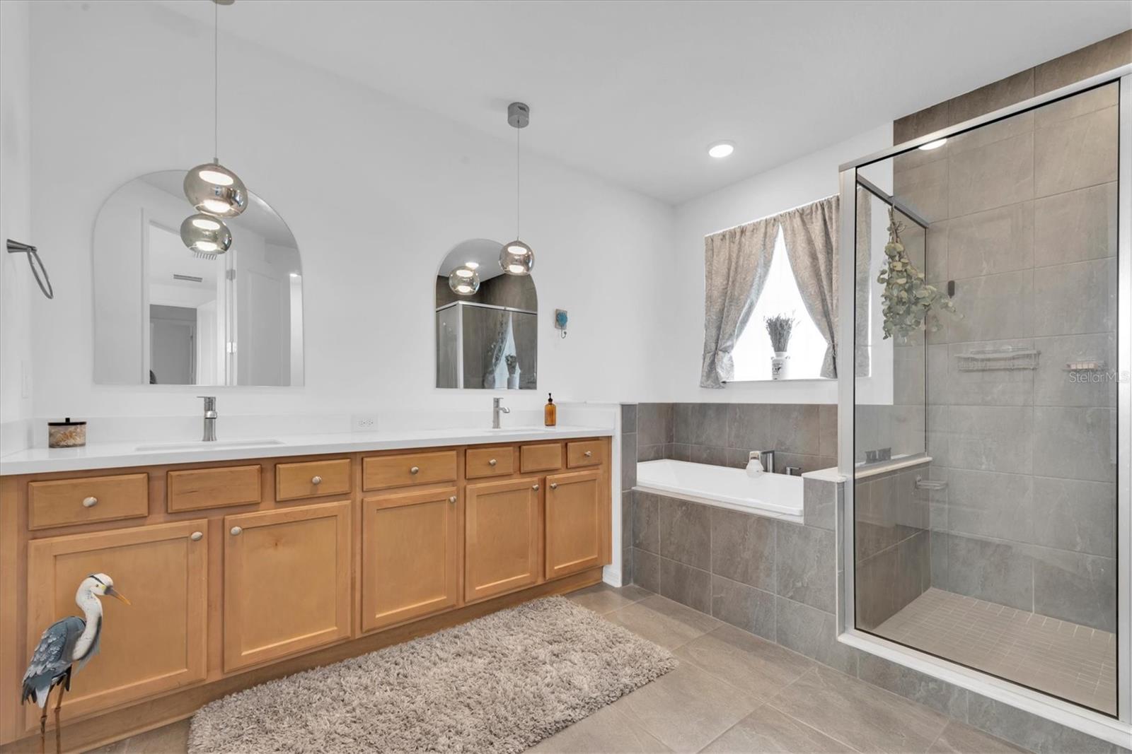 HILLTOP POINT REP - Residential