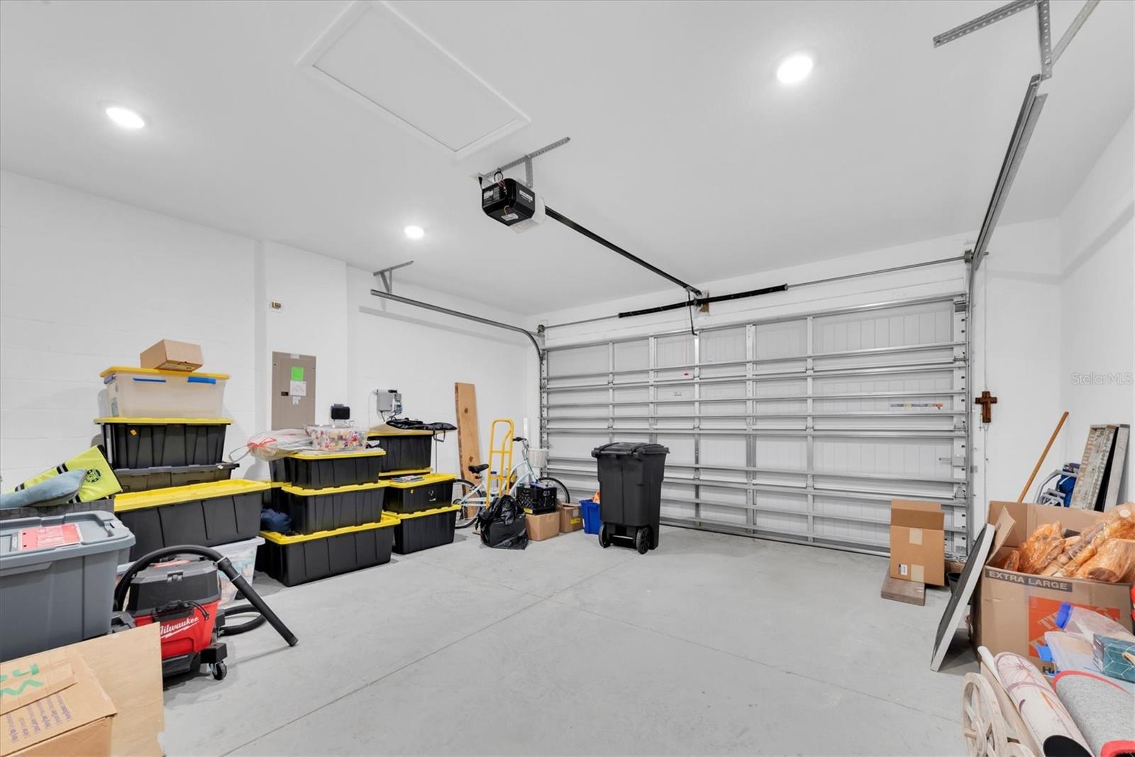 HILLTOP POINT REP - Residential