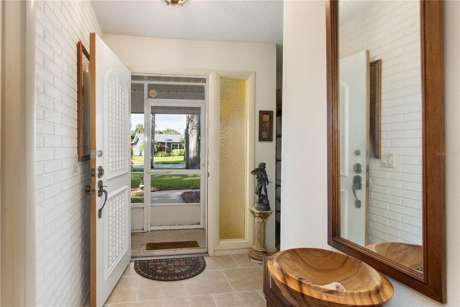 1950 SANDPIPER DRIVE