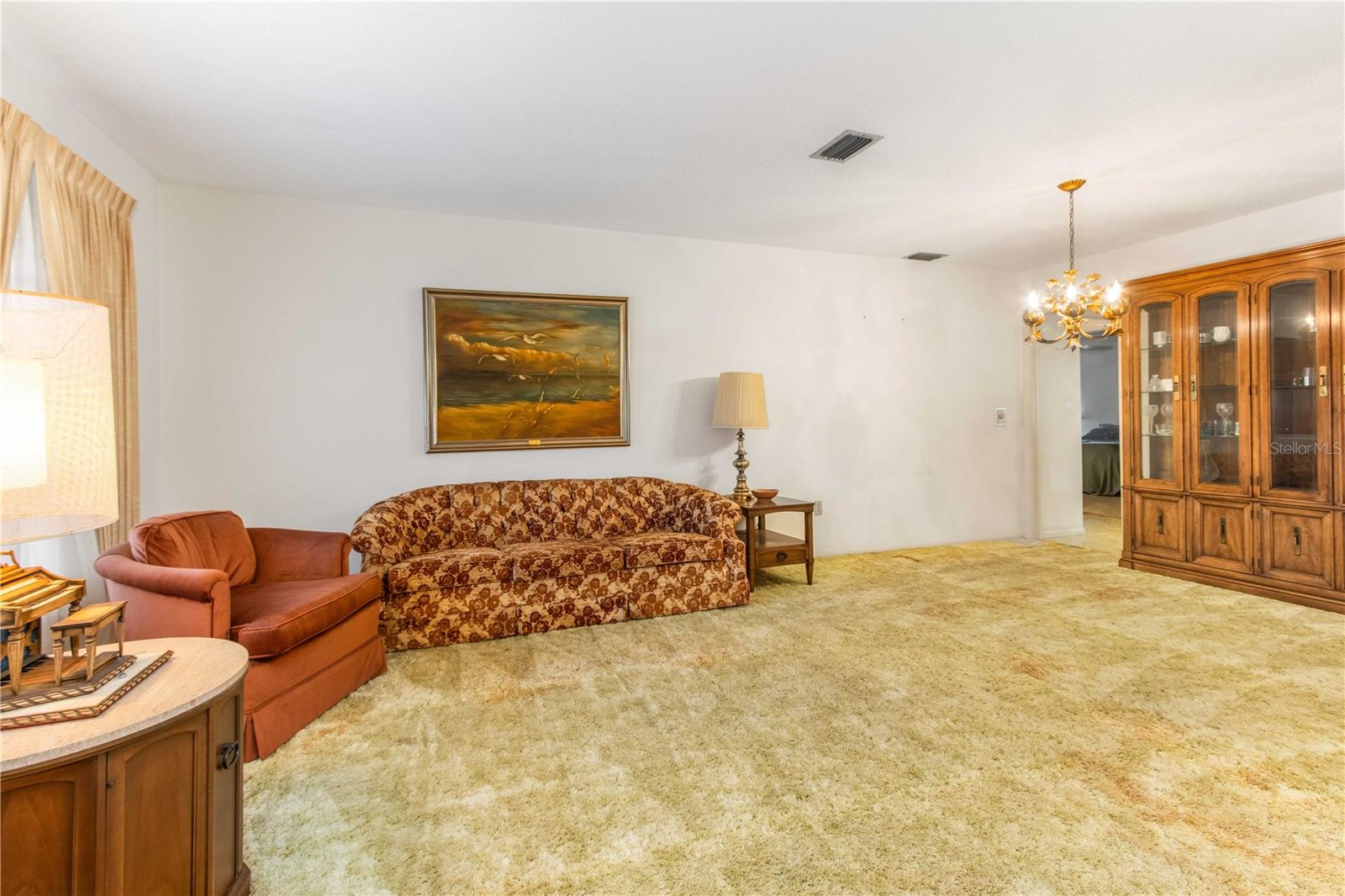 1950 SANDPIPER DRIVE