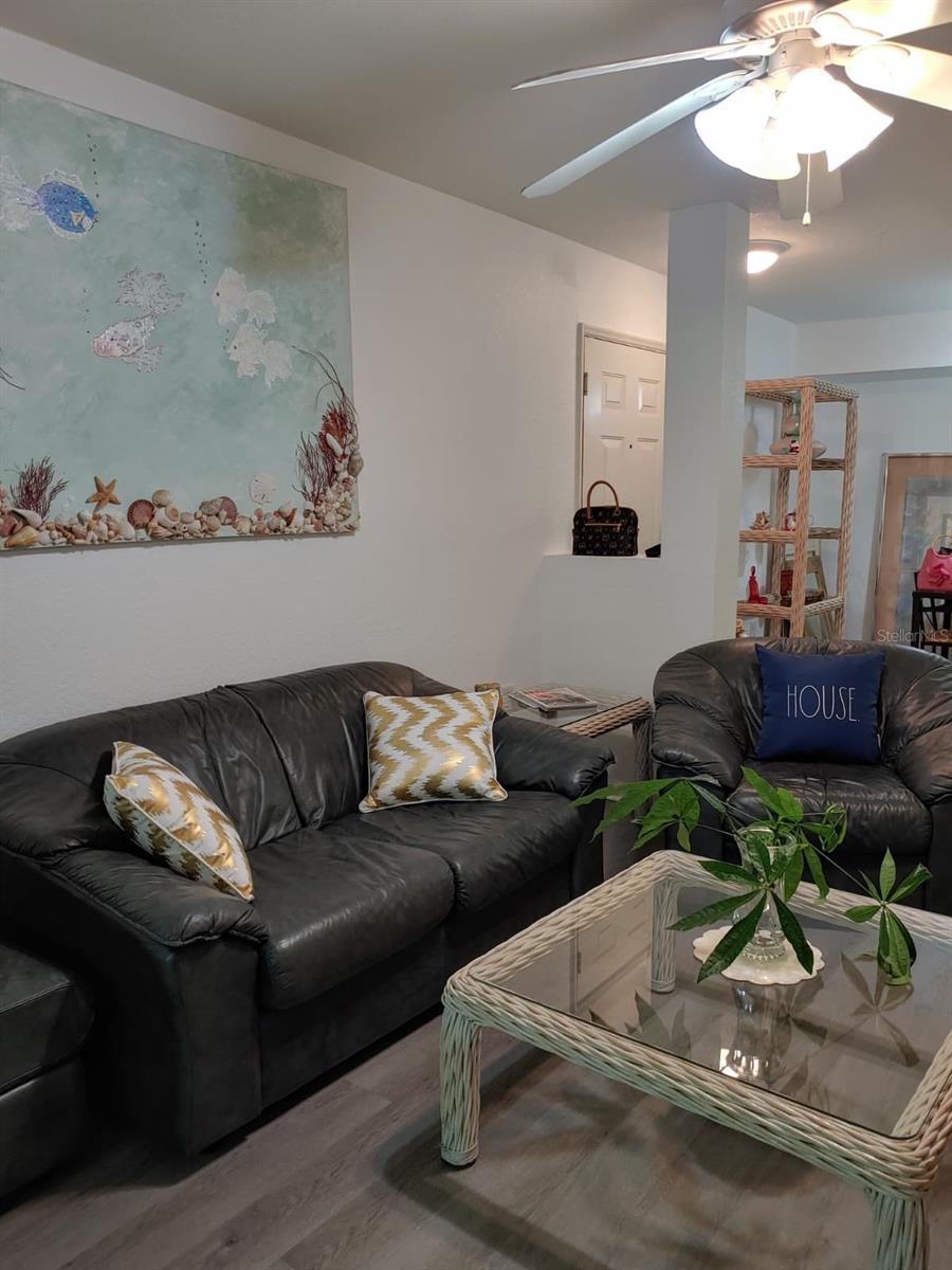 THE RESIDENCE - Residential