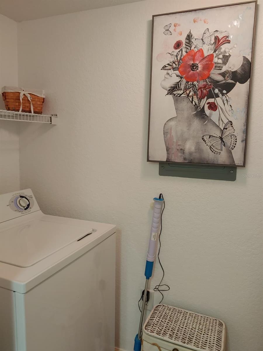 THE RESIDENCE - Residential