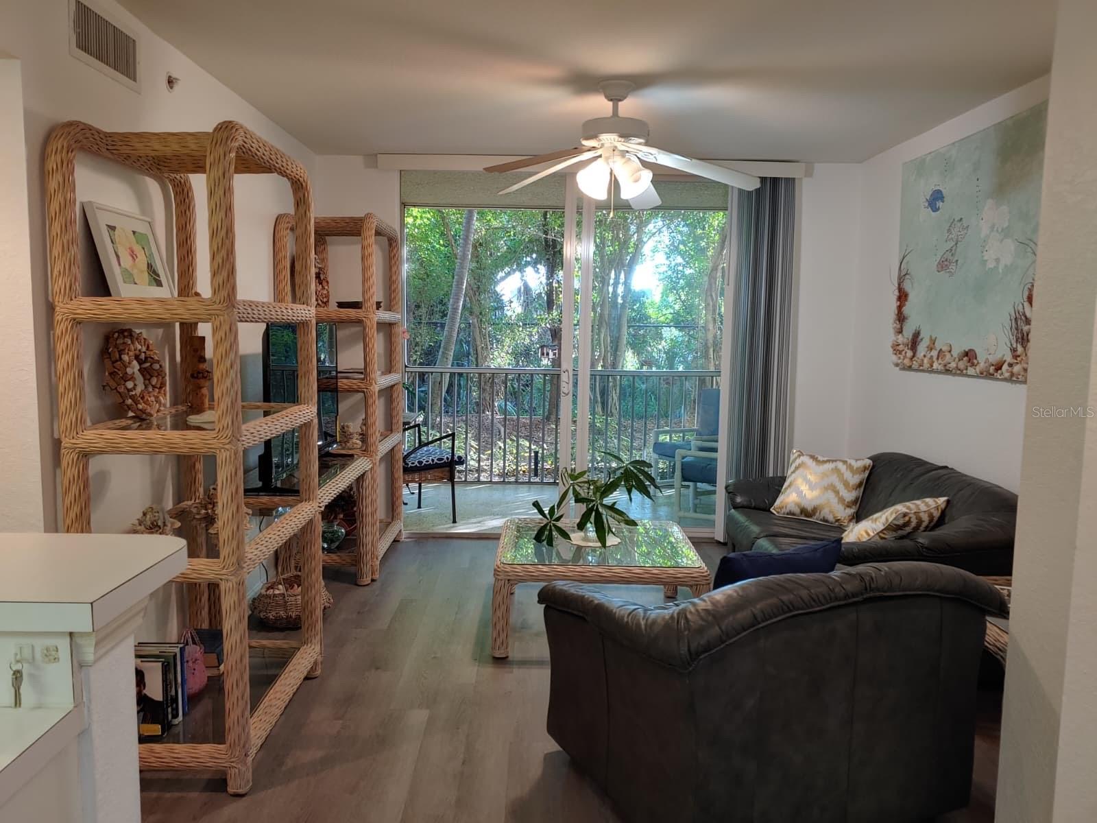 THE RESIDENCE - Residential