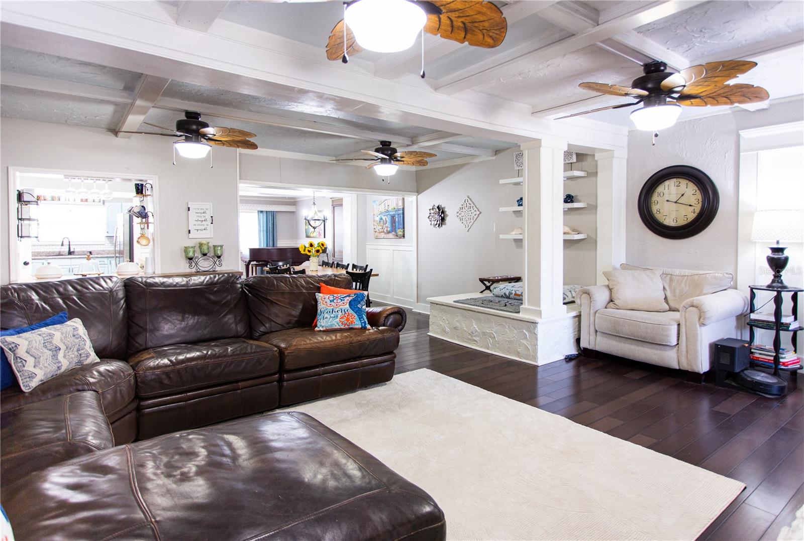 YELLOW BANKS GROVE 1ST ADD 16 - Residential