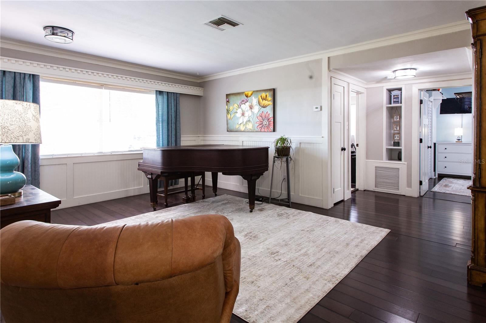 YELLOW BANKS GROVE 1ST ADD 16 - Residential