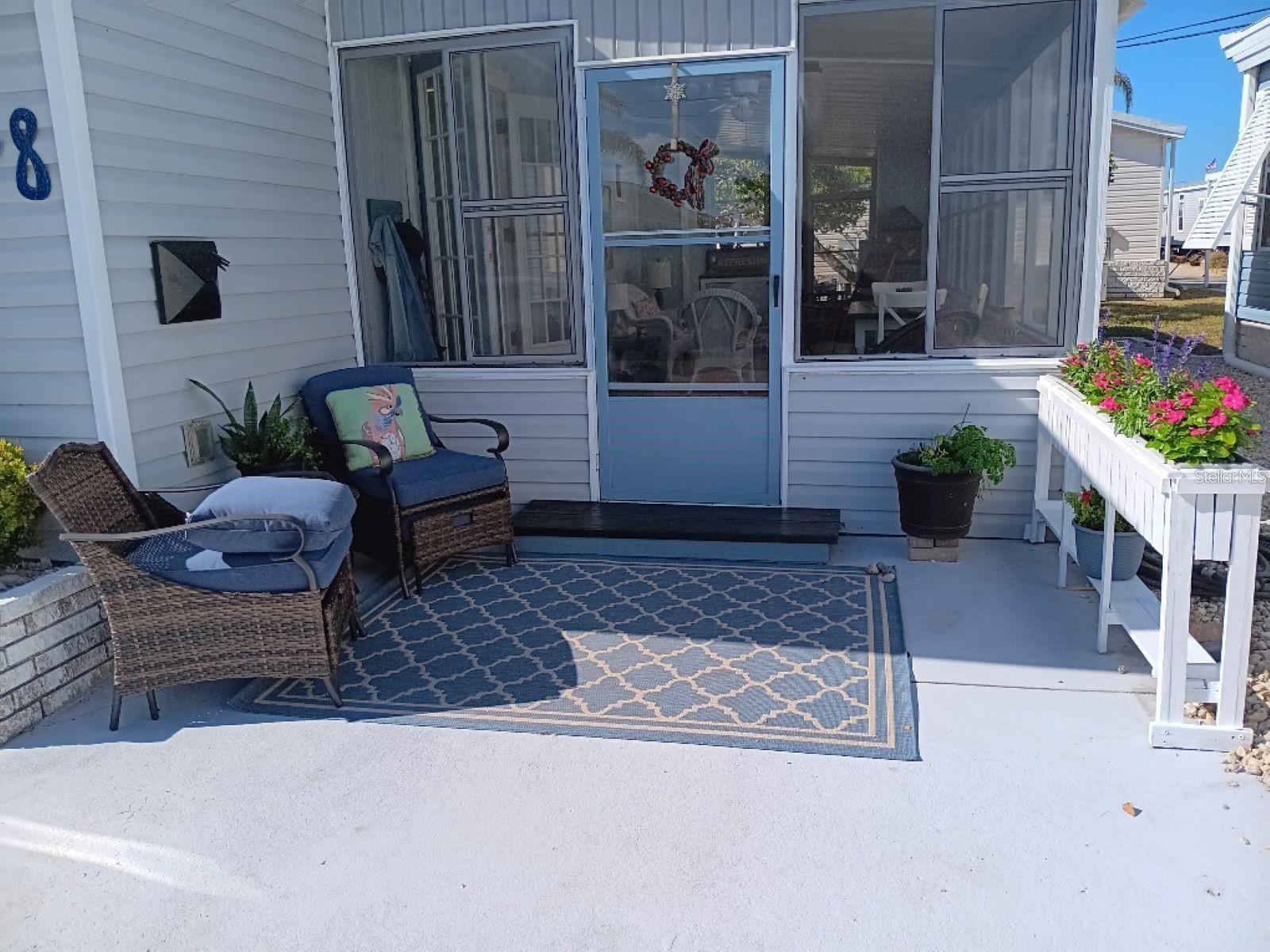 COUNTRY CLUB ESTATES - Residential