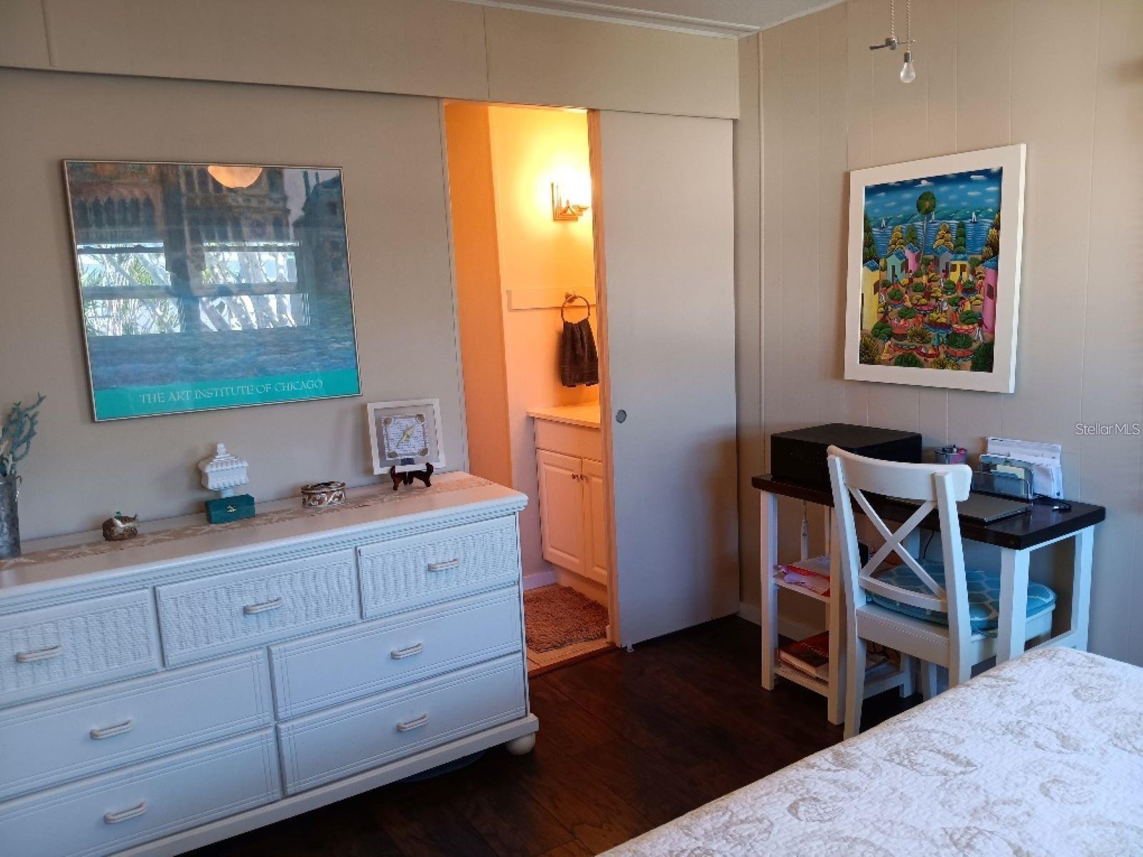 COUNTRY CLUB ESTATES - Residential