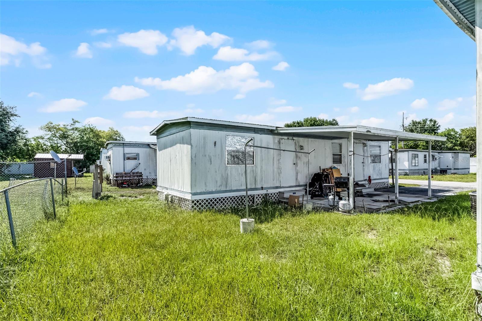 IDA LAKE SUB - Residential Lease