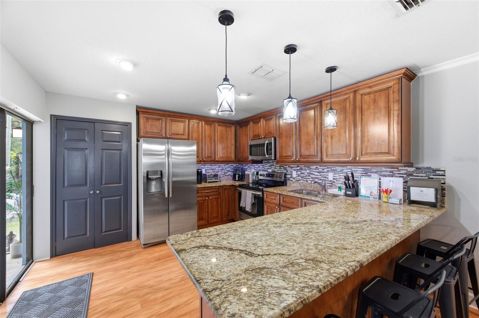 RUSTIC OAKS - Residential