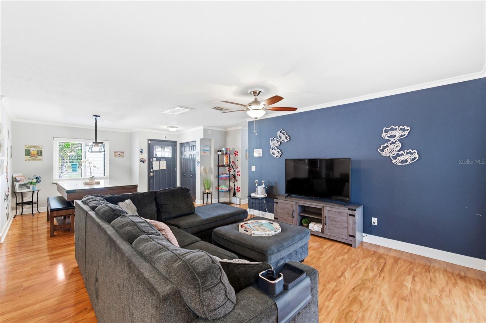 RUSTIC OAKS - Residential