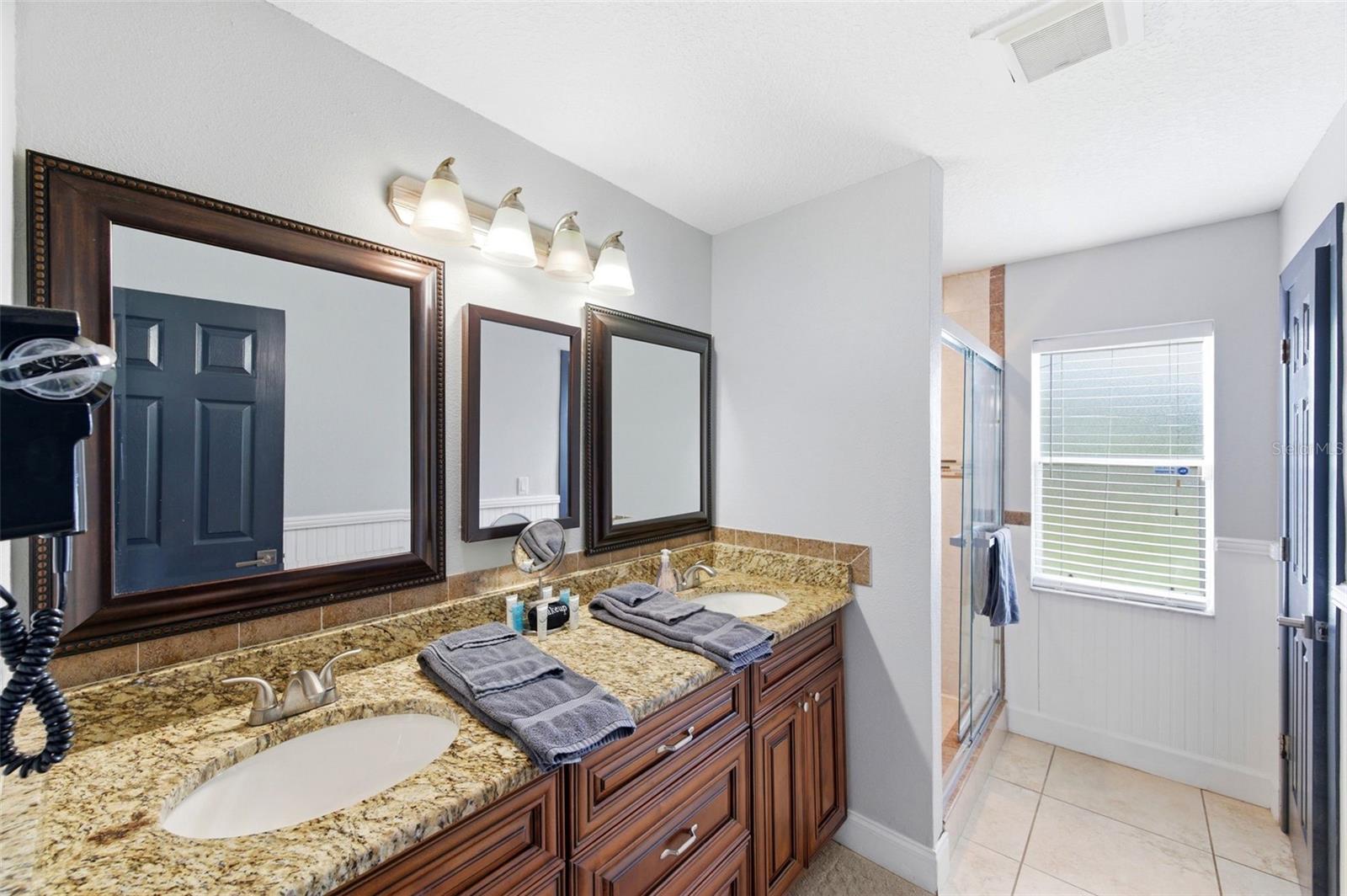 RUSTIC OAKS - Residential