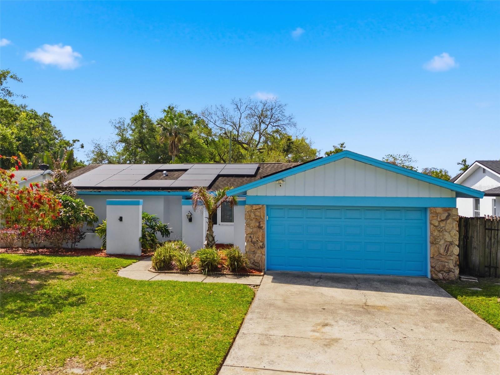 RUSTIC OAKS - Residential