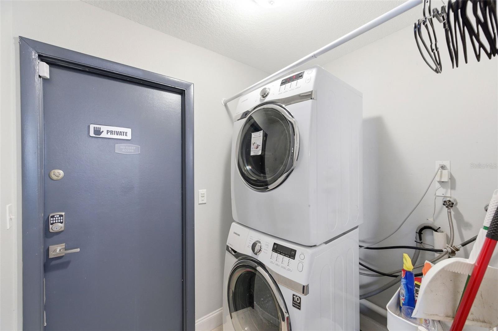 RUSTIC OAKS - Residential