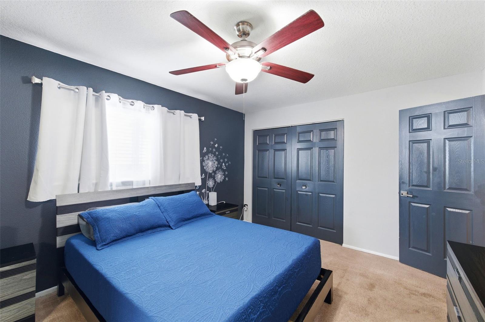 RUSTIC OAKS - Residential