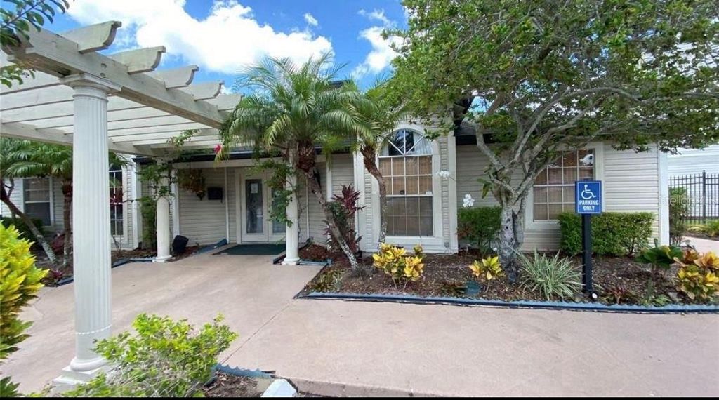 Photo of 1908 Lake Atriums Circle #10, Orlando, FL 32839 (MLS # O6386315)